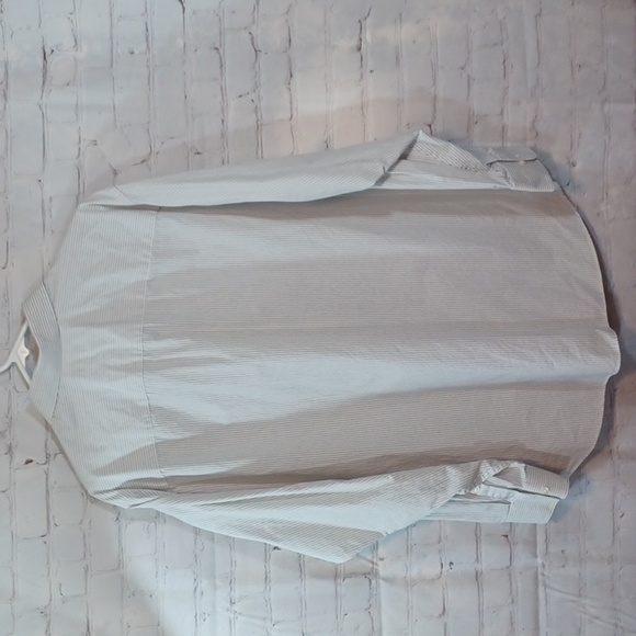 Mens Calvin Klein Reg Fit 17-17.5 White Pin Stripped Long Sleeve  Dress Shirt - Picture 3 of 4